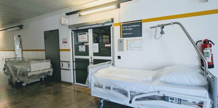 Eingangsbereich der urologischen Ambulanz im Klinikum Rechts der Isar.