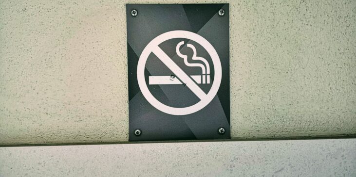 Rauchverbot, Rauchen verboten